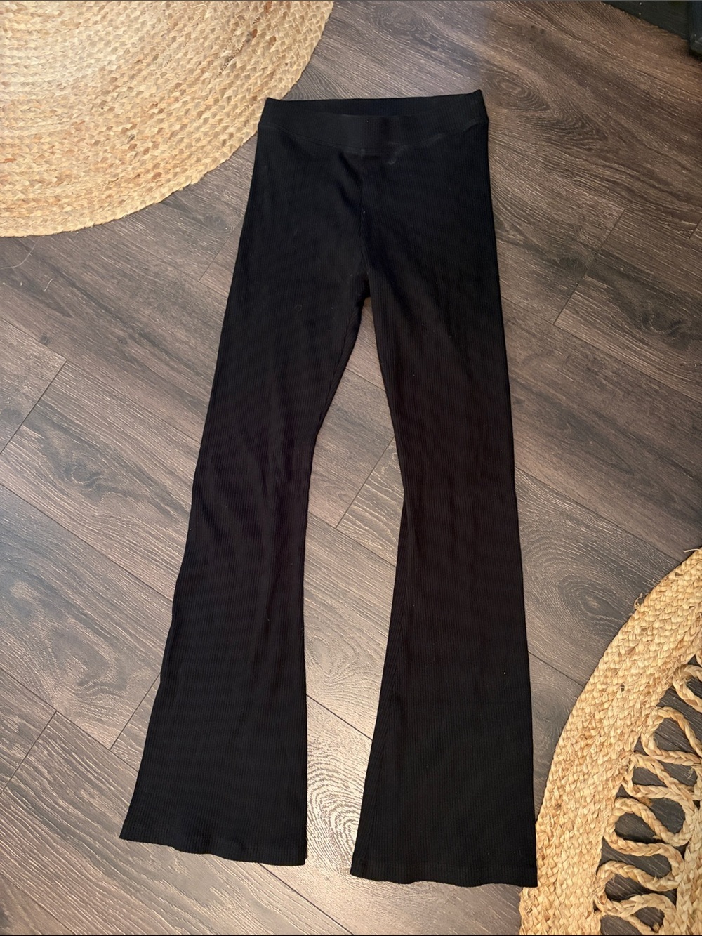 PINK Victoria's Secret Black Ribbed Flared Pants size Medium
